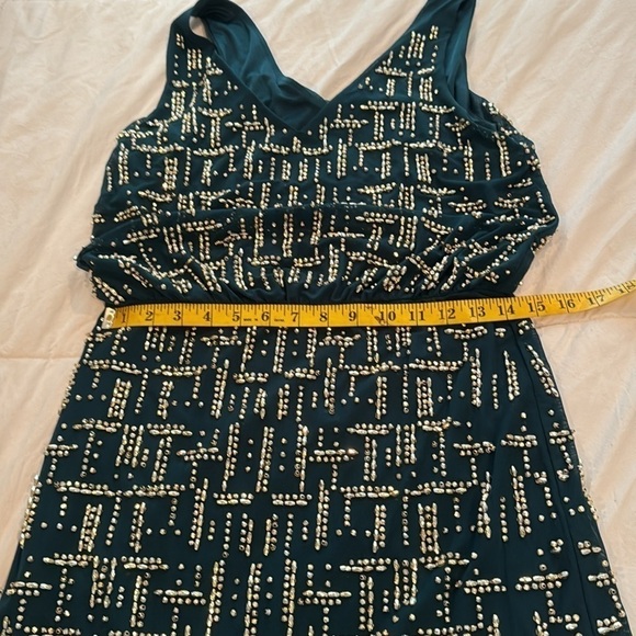 Cache green dress with gold beads - Picture 7 of 11